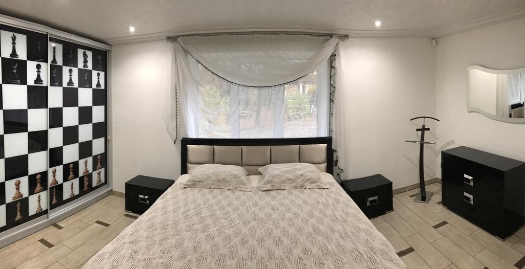 Apartment At Kvitka Polonyny 솔로친 외부 사진